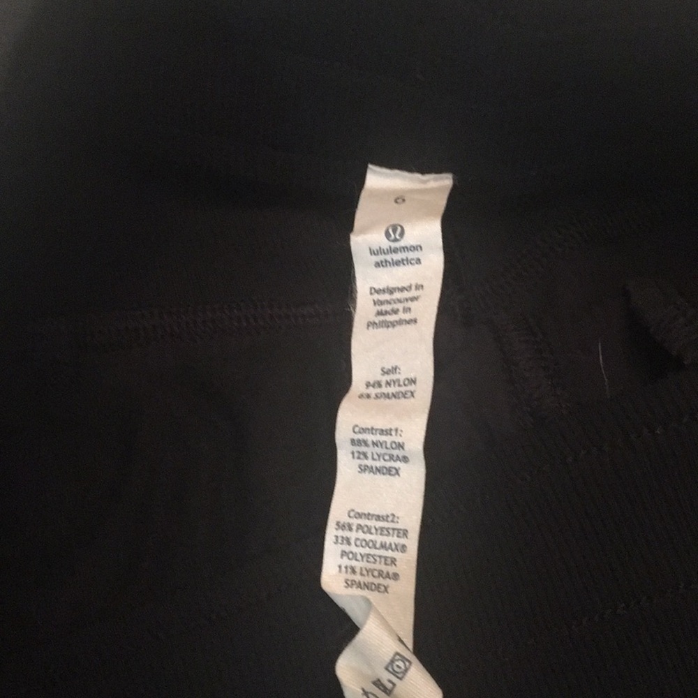 Lululemon pants size 6